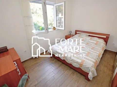 Sale, five bedroom apartment, 272m², Baošići, Herceg Novi - image 10