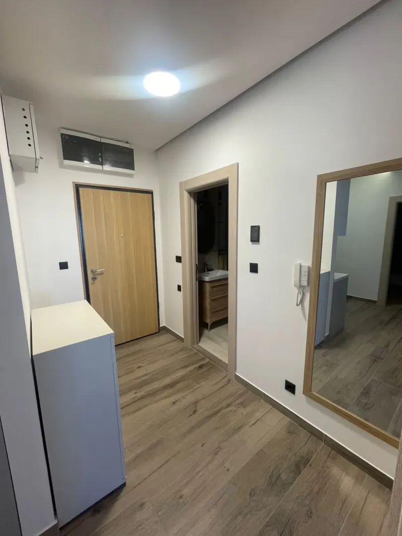 Izdavanje, stan, 68m², Pobrežje, Podgorica