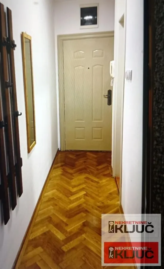 Izdavanje, garsonjera, 25m², Nova Detelinara, Novi Sad Sve Podlokacije