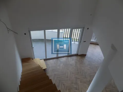 Prodaja, četvorosoban stan, 150m², Jagodnjak, Paraćin - image 15