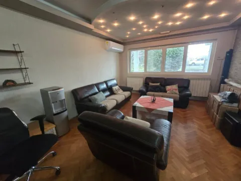 Izdavanje, kuća, 250m², Zabjelo, Podgorica - image 4