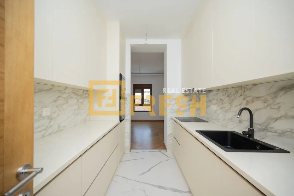 Prodaja, trosoban stan, 142m², Gorica C, Podgorica