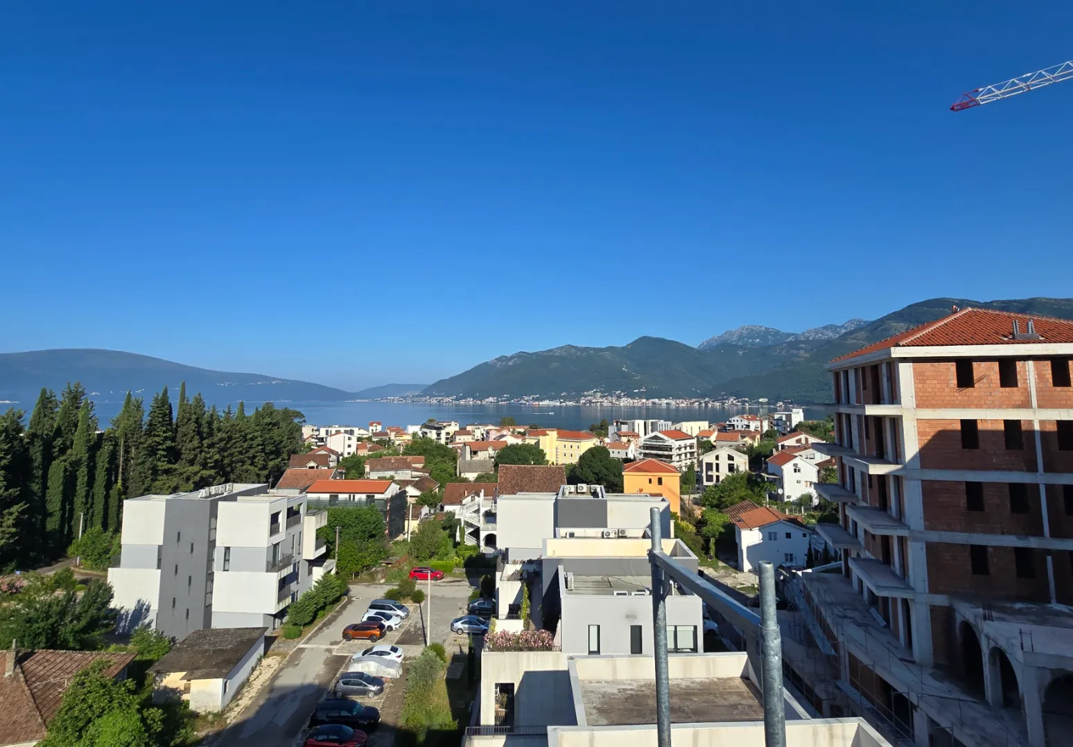 Prodaja, dvosoban stan, 51m², Donja Lastva, Tivat