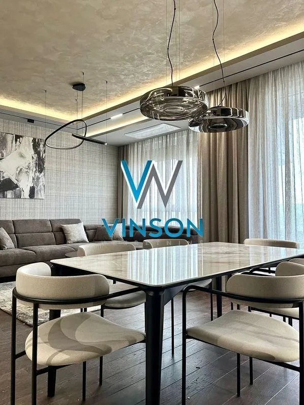 Izdavanje, trosoban stan, 115m², Novi Sad Sve Podlokacije, Novi Sad