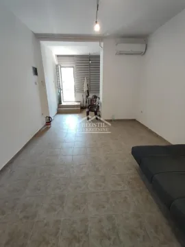 Izdavanje, poslovni prostor, 46m², Zvezdara Sve Podlokacije, Beograd - image 4