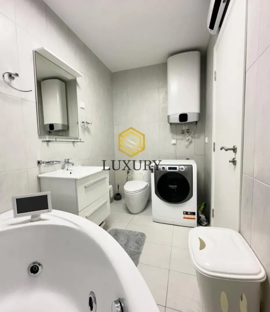 Prodaja, trosoban stan, 95m², Rozino, Budva