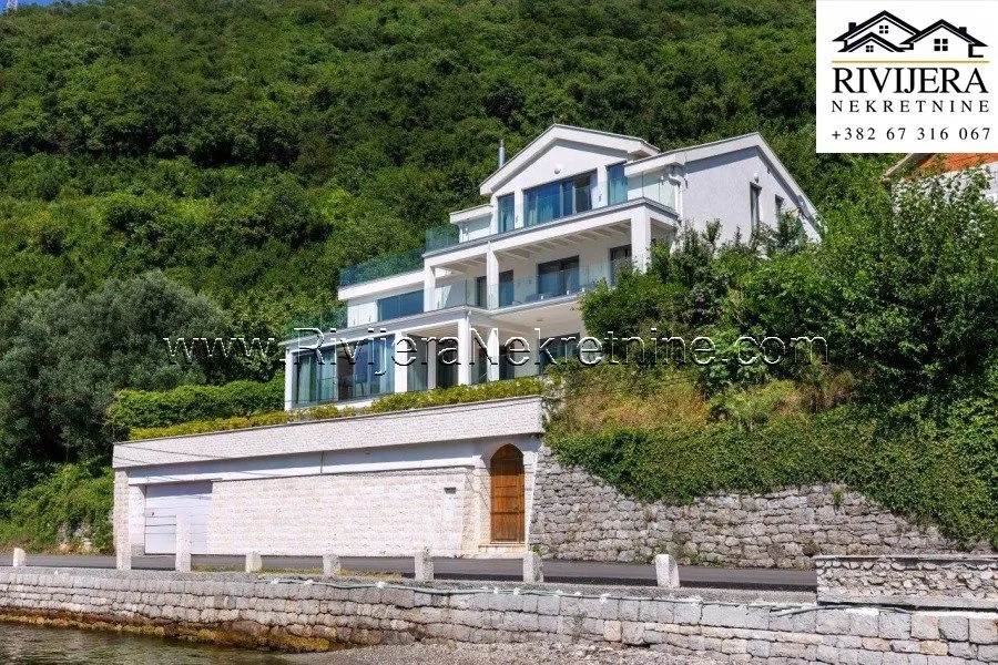 Prodaja, kuća, 423m², Lepetani, Tivat