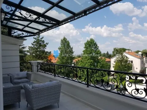 Izdavanje, stan, 215m², Savski Venac, Beograd - image 10