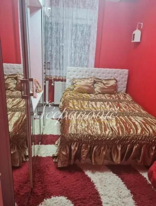 Prodaja, trosoban stan, 88m², Centar, Novi Sad