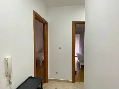 Rent, two bedroom apartment, 64m², Pobrežje, Podgorica - image 4
