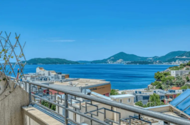 Stan-na-dan, kuća, 230m², Pržno, Budva