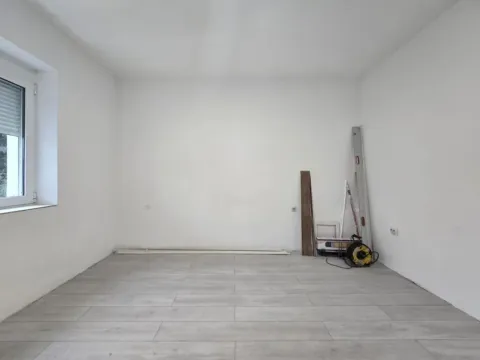 Izdavanje, jednosoban stan, 49m², Masline, Podgorica - image 5