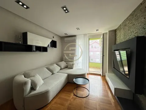 Izdavanje, trosoban stan, 56m², Grbavica, Novi Sad Sve Podlokacije - image 3