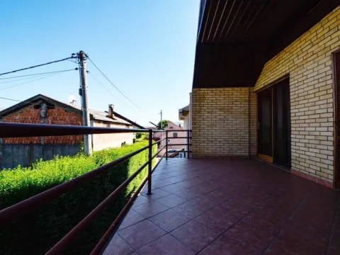 Prodaja, kuća, 250m², Donja Gorica, Podgorica - image 10