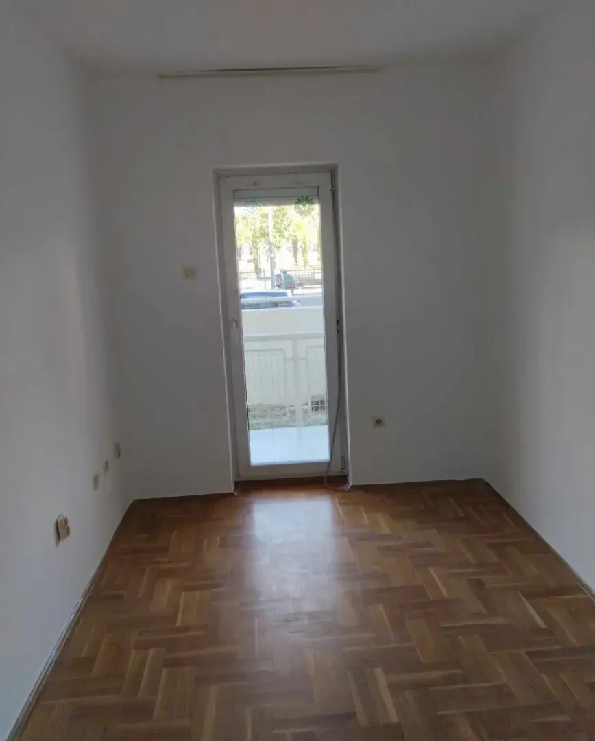 Prodaja, dvosoban stan, 84m², Stari Aerodrom, Podgorica
