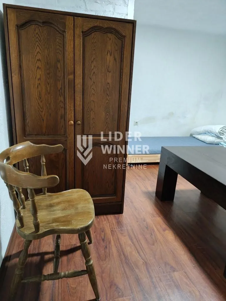 Izdavanje, jednosoban stan, 30m², Čukarica, Beograd