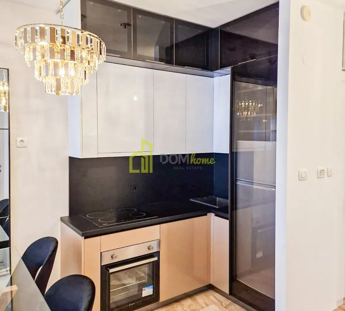 Izdavanje, jednosoban stan, 64m², Tre Canne, Budva