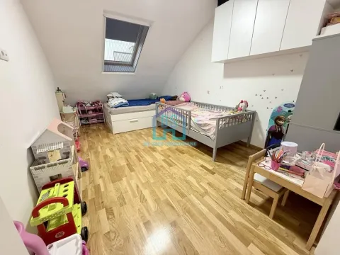 Sale, four bedroom apartment, 106m², Petrovaradin, Novi Sad - image 17