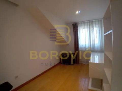 Rent, two bedroom apartment, 100m², Savski Venac, Beograd - image 8