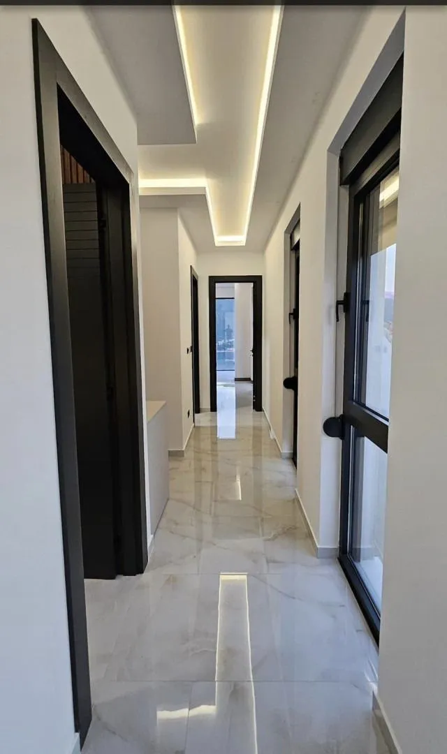 Prodaja, kuća, 278m², Kamenari, Herceg Novi