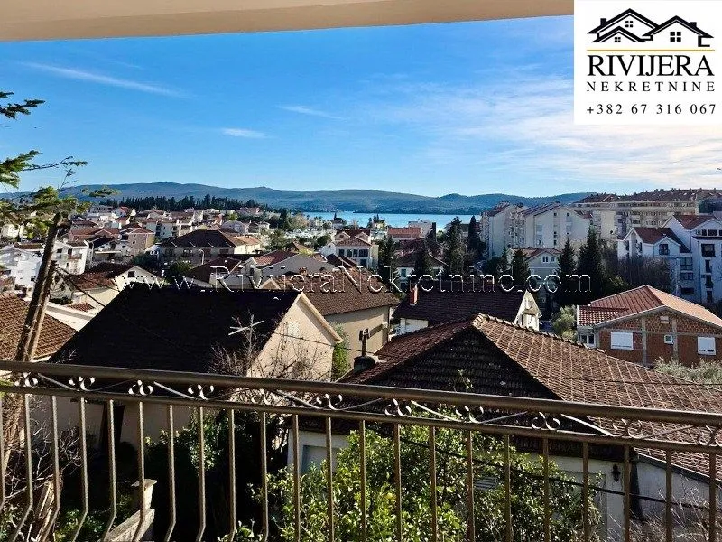 Prodaja, kuća, 141m², Centar, Tivat