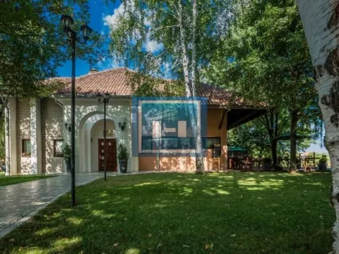 Prodaja, poslovni prostor, 1100m², Centar, Ćuprija - image 4