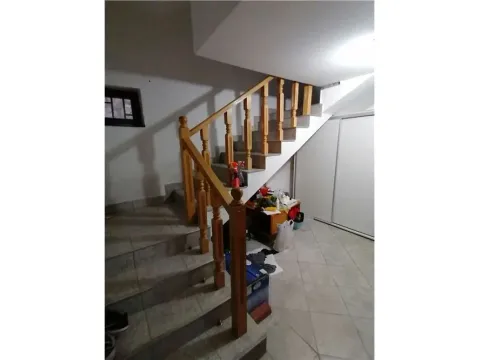 Prodaja, kuća, 226m², Niška Banja, Niš - image 13