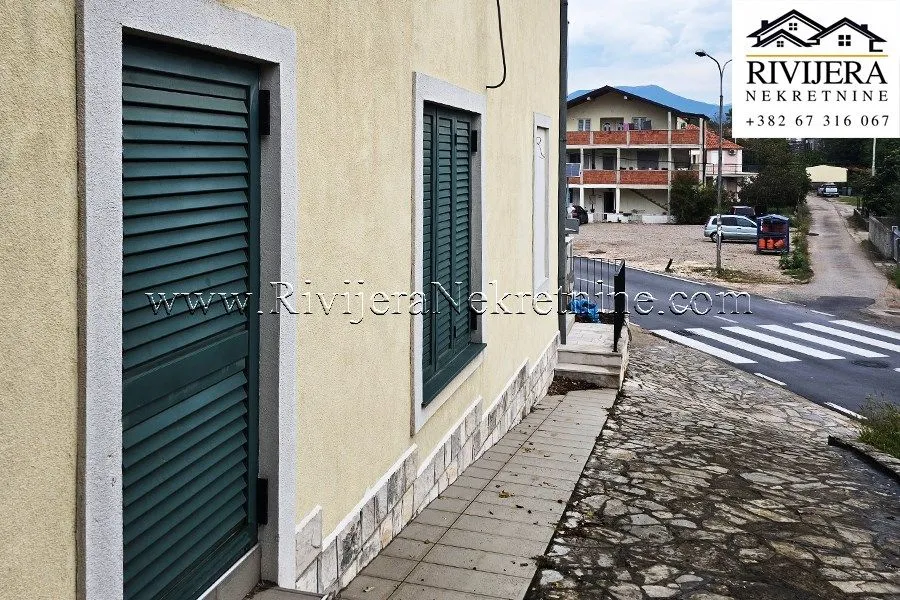 Prodaja, kuća, 240m², Radovići, Tivat