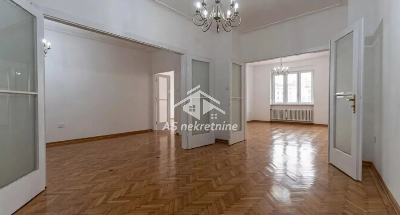 Rent, apartment, 136m², Stari Grad, Beograd