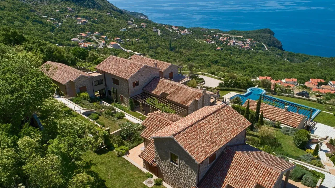 Prodaja, kuća, 2191m², Blizikuće, Budva