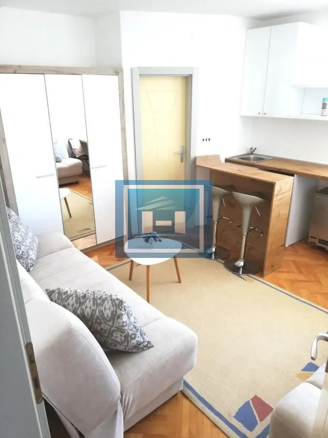 Rent, studio apartment, 25m², Centar, Ćuprija
