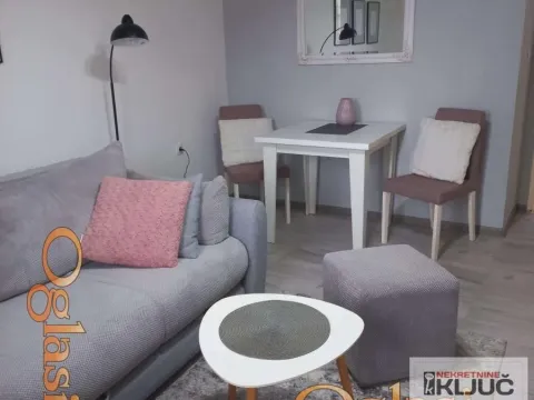 Izdavanje, garsonjera, 29m², Socijalno, Novi Sad Sve Podlokacije - image 8