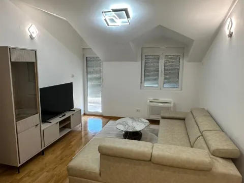 Rent, two bedroom apartment, 62m², Momišići, Podgorica - image 5