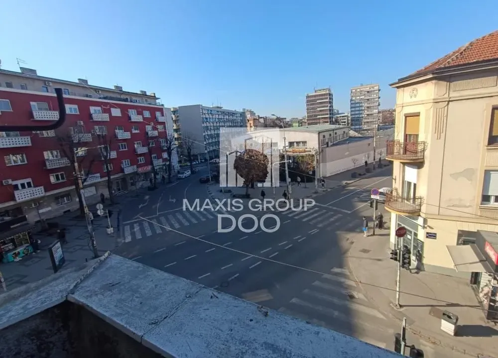 Prodaja, trosoban stan, 96m², Kalenić Pijaca, Vračar Sve Podlokacije