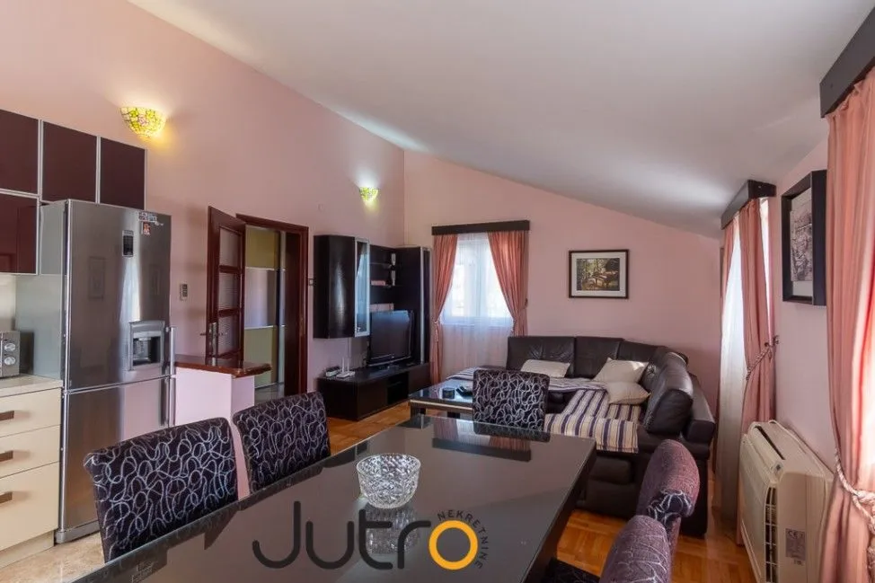 Rent, apartment, 80m², Dalmatinska ulica, Podgorica
