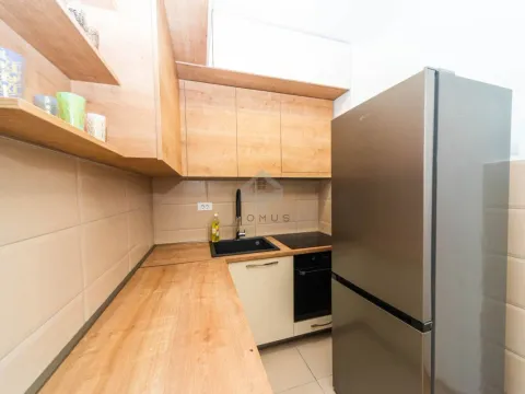 Izdavanje, poslovni prostor, 43m², Tuški Put, Podgorica - image 6