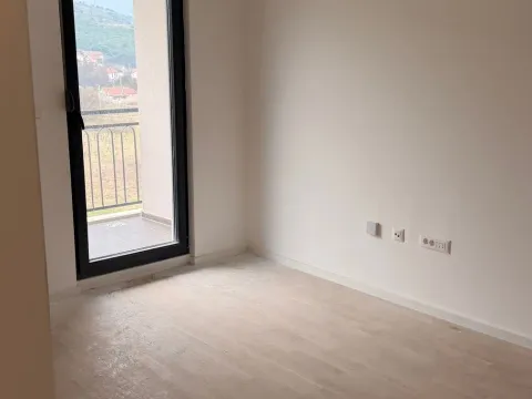 Sale, one bedroom apartment, 37m², Tološi, Podgorica - image 2