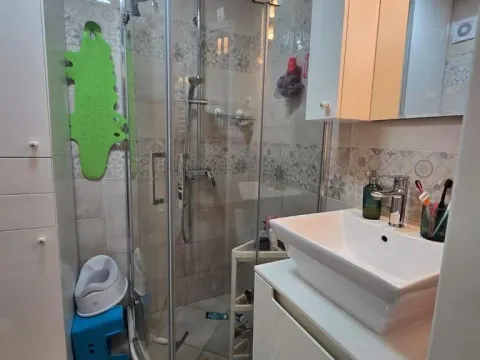 Sale, three bedroom apartment, 81m², Centar, Stara Pazova - image 15