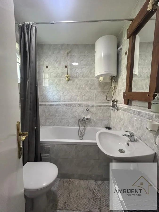 Rent, three bedroom apartment, 68m², Karaburma, Palilula Sve Podlokacije