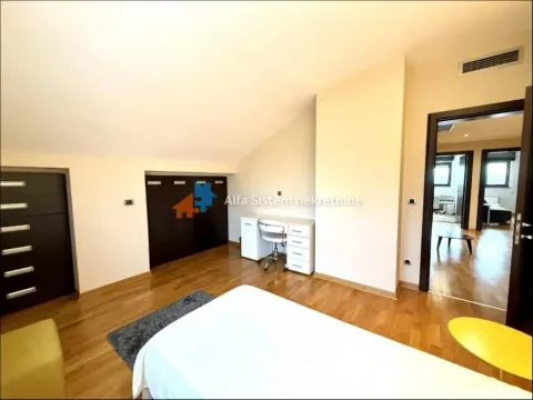Rent, apartment, 160m², Vračar Sve Podlokacije, Beograd - image 17