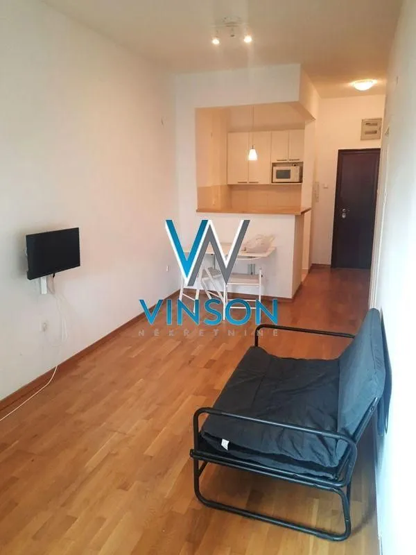 Izdavanje, jednosoban stan, 41m², Liman 3, Novi Sad Sve Podlokacije