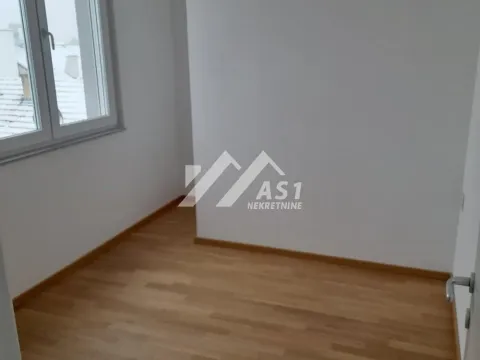 Izdavanje, dvosoban stan, 52m², Telep, Novi Sad Sve Podlokacije - image 5