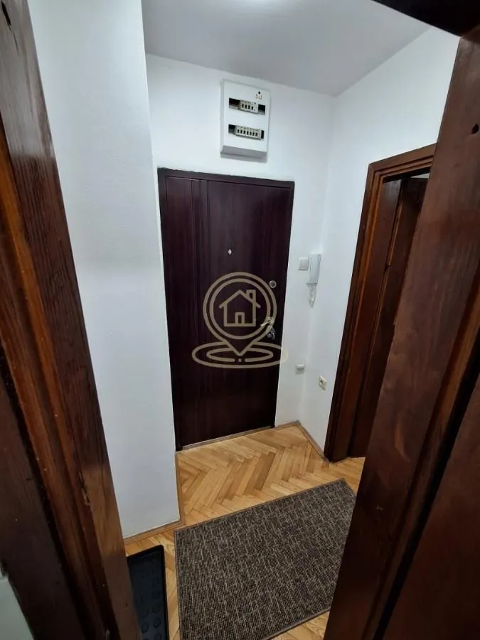 Izdavanje, jednosoban stan, 25m², Grbavica, Novi Sad Sve Podlokacije