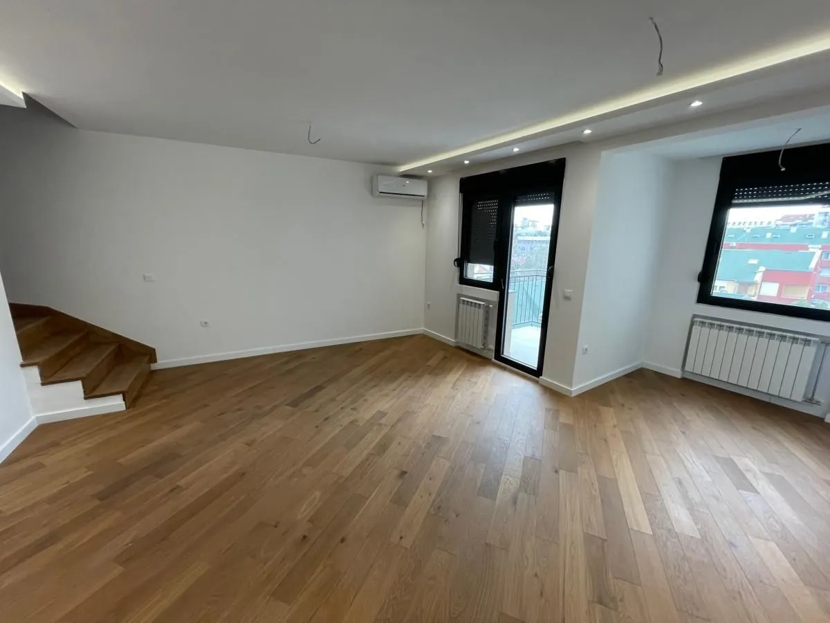 Prodaja, trosoban stan, 70m², Grbavica, Novi Sad Sve Podlokacije