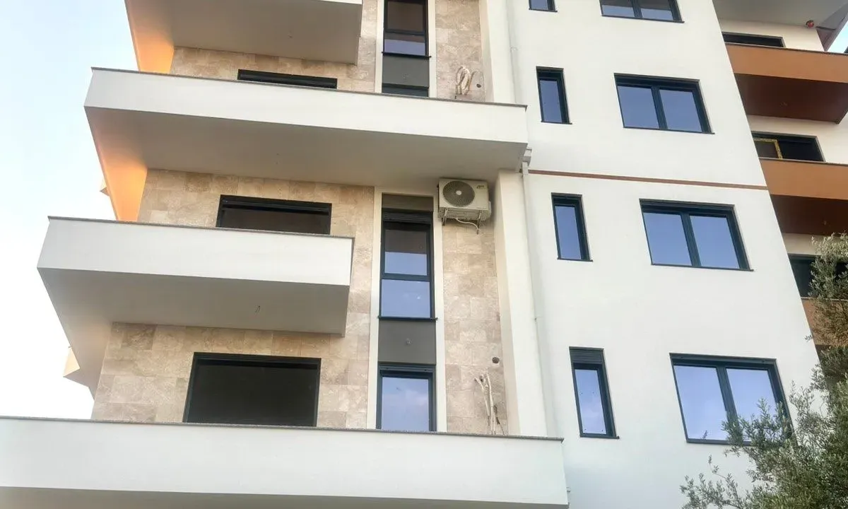 Prodaja, jednosoban stan, 48m², Pinješ, Ulcinj