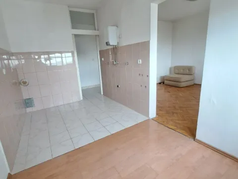 Sale, one bedroom apartment, 47m², Baston, Podgorica - image 3