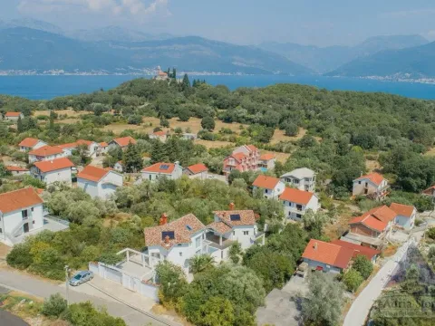 Sale, house, 525m², Radovići, Tivat - image 10