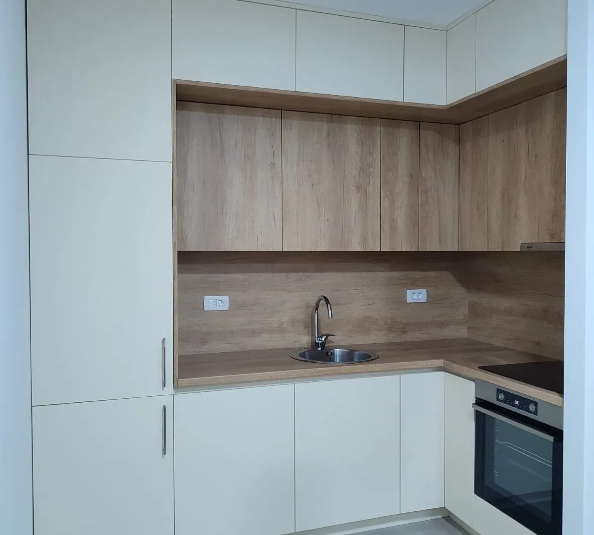 Izdavanje, jednosoban stan, 45m², New City, Podgorica