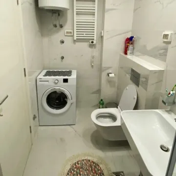 Izdavanje, jednosoban stan, 47m², Central Point, Podgorica - image 11