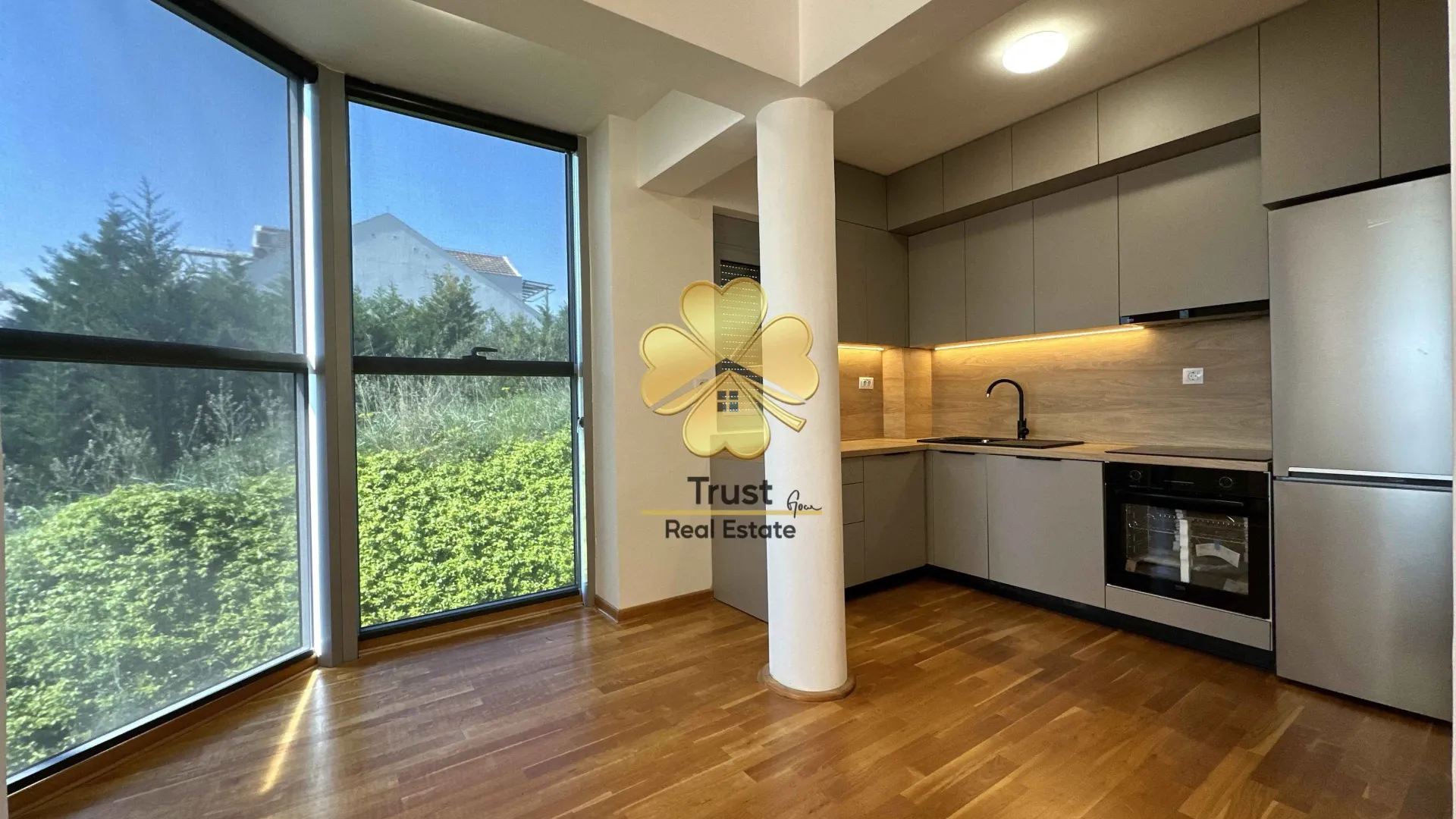 Rent, three bedroom apartment, 110m², Gorica C, Podgorica